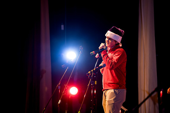 holidayconcert24_us_ah_0208