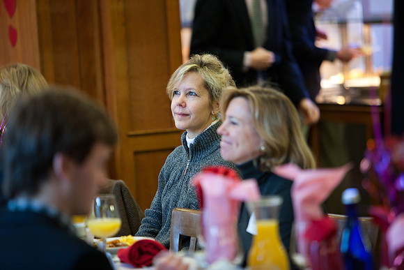 seniors_motherson_bfast_mkras_0076