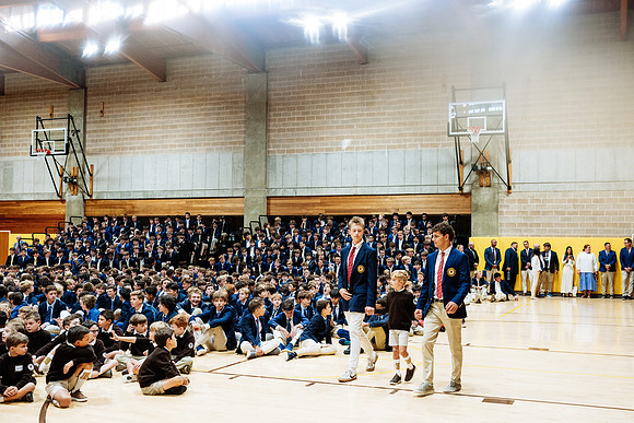 firstday24_assembly_jk_4985