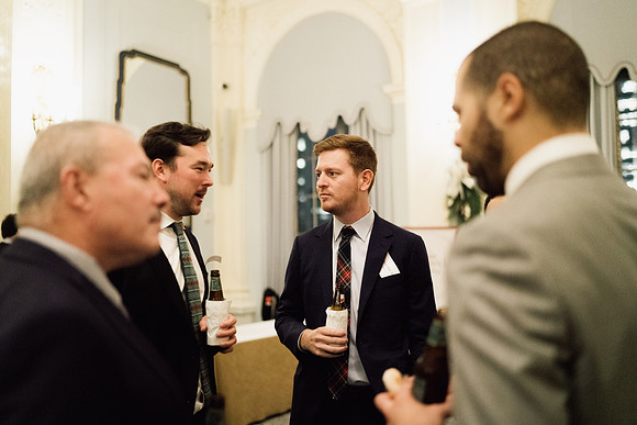 alumni_holidayparty19_jk_2611