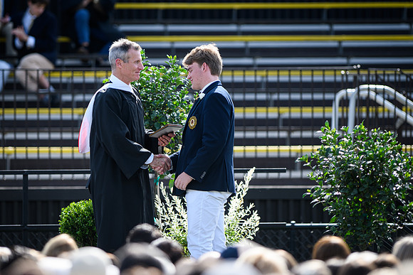 graduation22_diplomas_wkl_0604