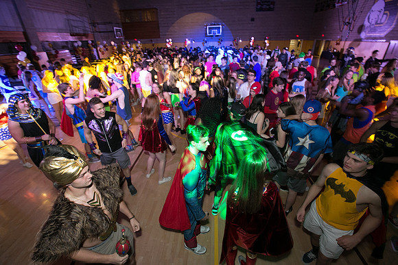 hc17_dance_us_ss_1346