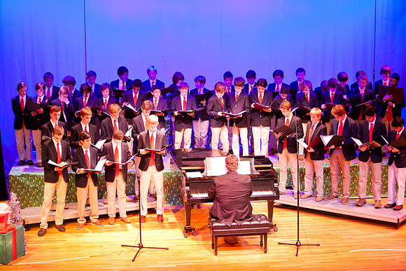 holiday_concert_ms_mkras_0076