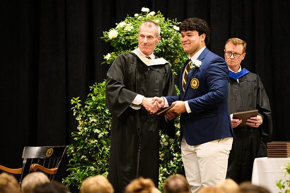 graduation25_diploma_wkl1_5293