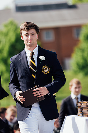 graduation22_diplomas_jk_7483