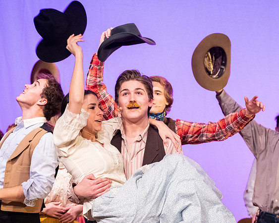 oklahoma_wintermusical_us_dburns_0941